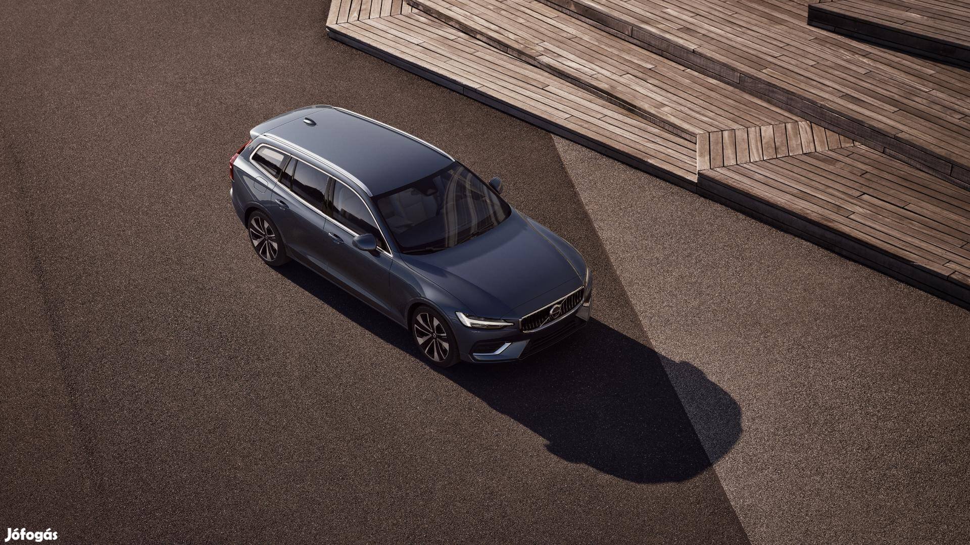 Volvo V60 2.0 B4 Mhev Plus Bright DCT Több SZ